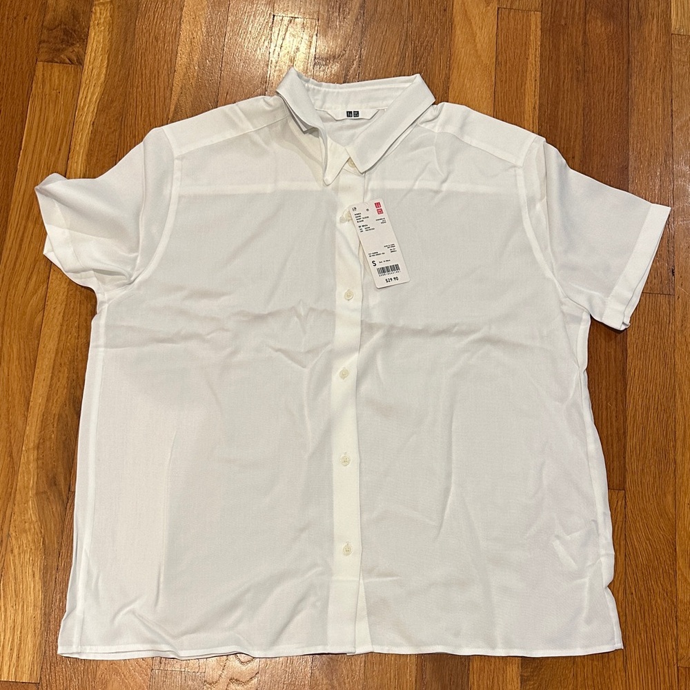 Uniqlo Casual Button Down Shirt